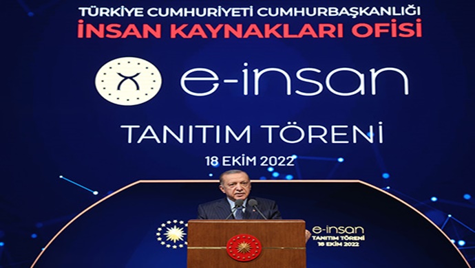 “Ülkemize kazandırdığımız demokrasi ve kalkınma devrimlerinin gerisinde ‘önce insan’ anlayışı vardır”